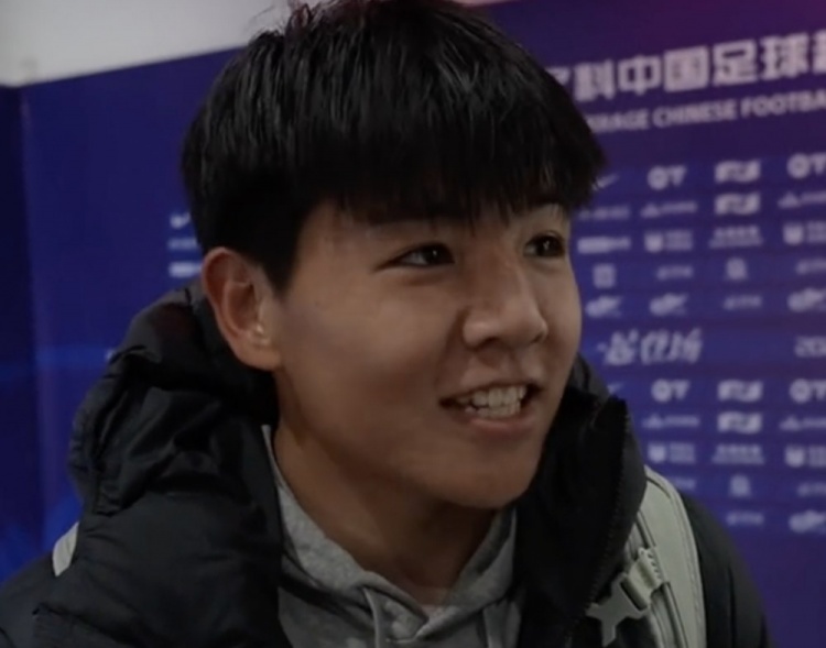 首次入選國足后決定保密，徐彬：希望這次我可以為國足做點什么