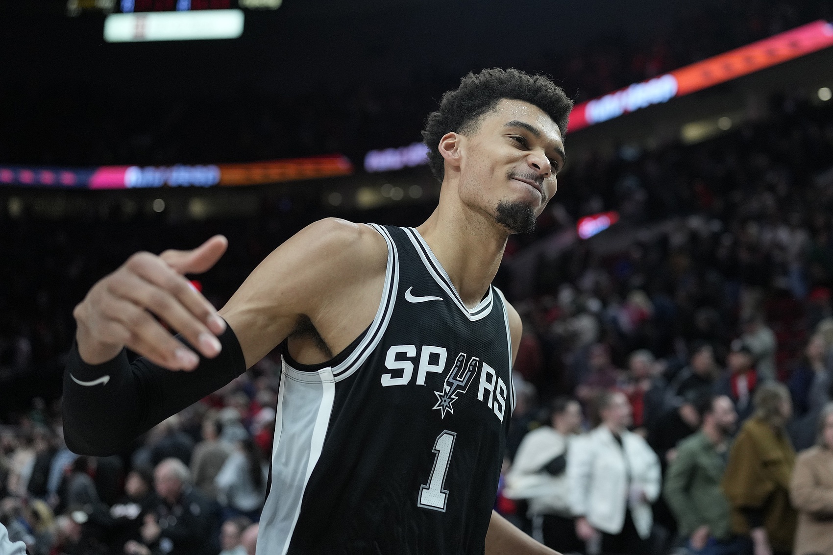 下一個NBA超級巨星？文班亞馬：身高 技術與人格魅力的完美結合